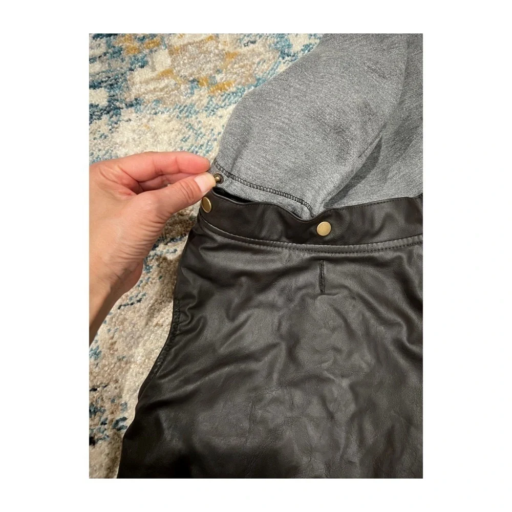 🌟🐾🐕Large dog faux leather jacket with hoodie